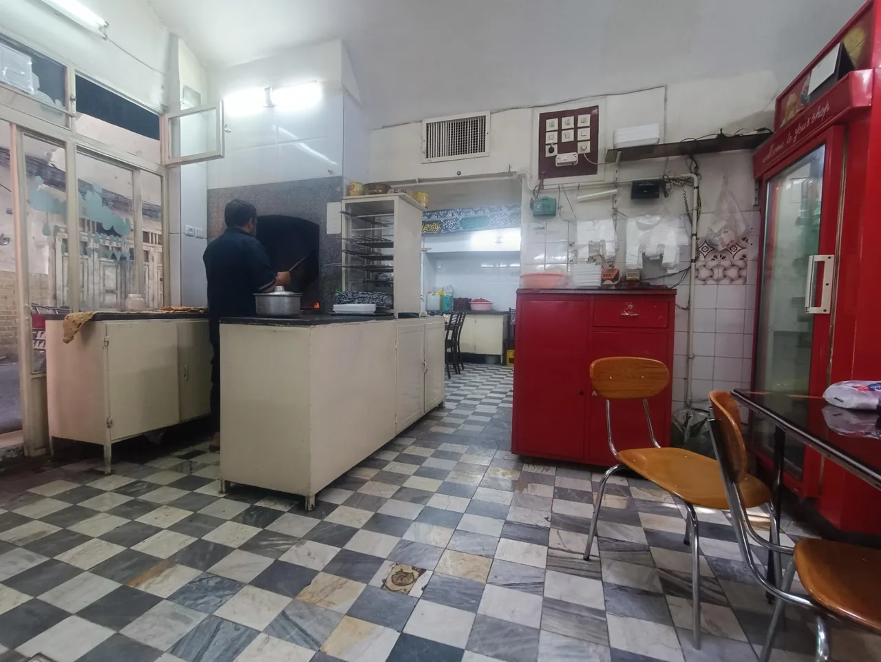 کبابی گذر قلعه - تصویر 2