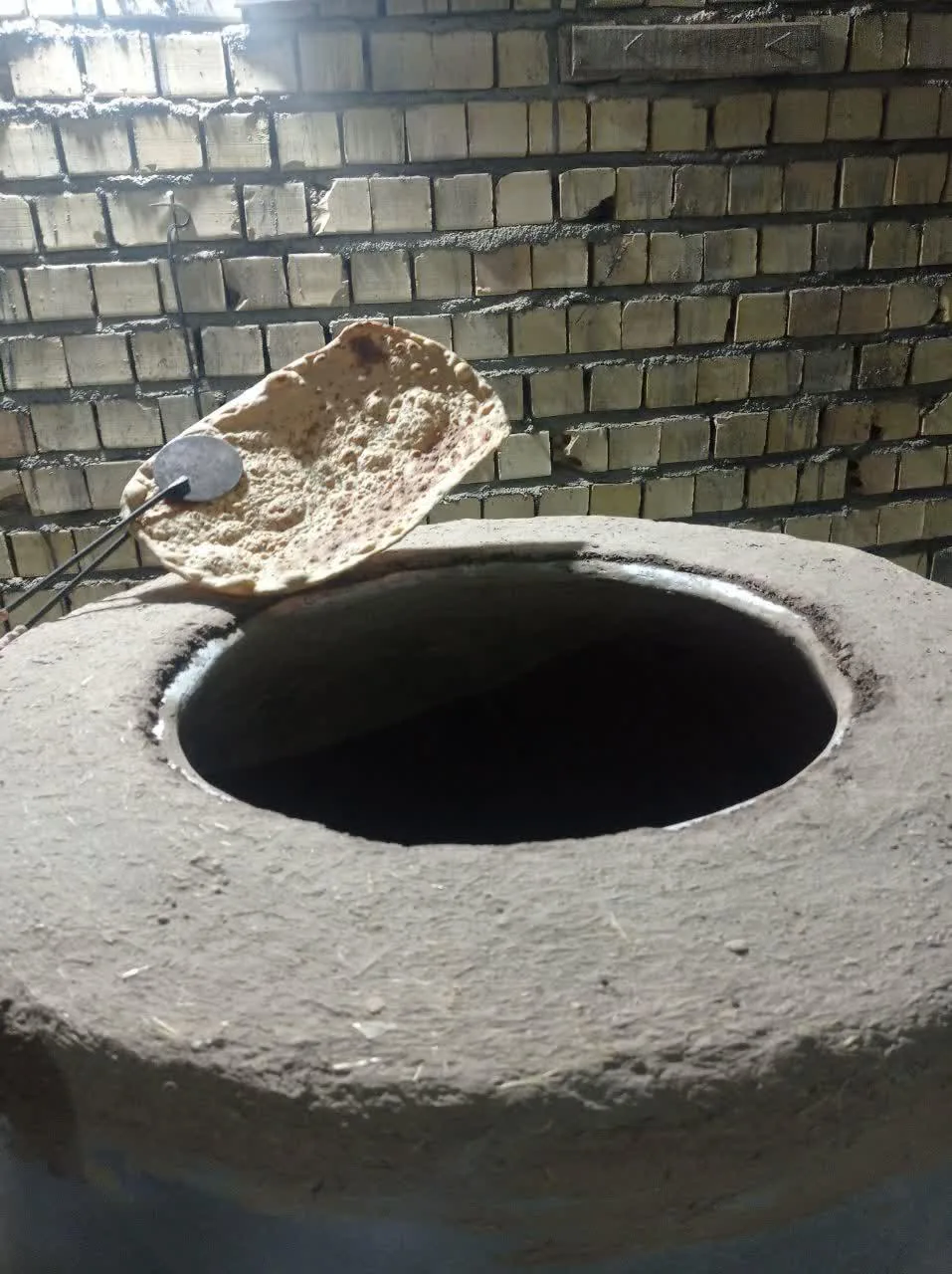 نانوایی سنتی اقای داوری