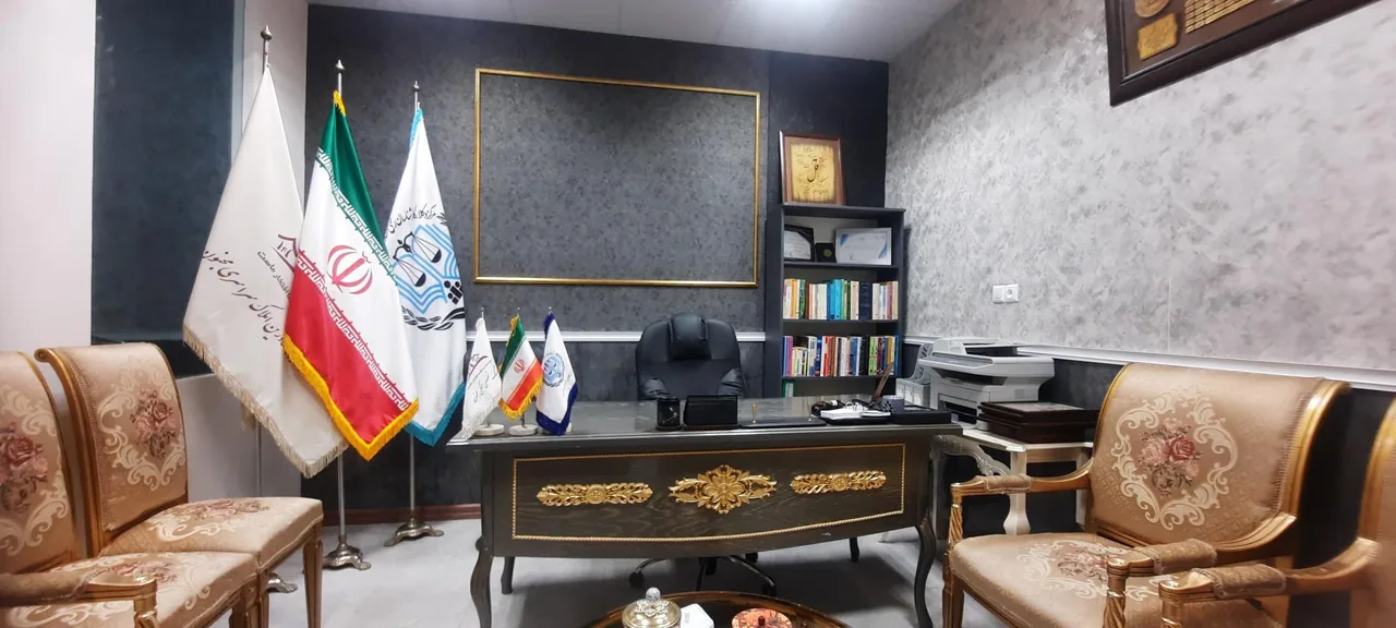 هلدینگ حقوقی ساختمانی مجنون - تصویر 3