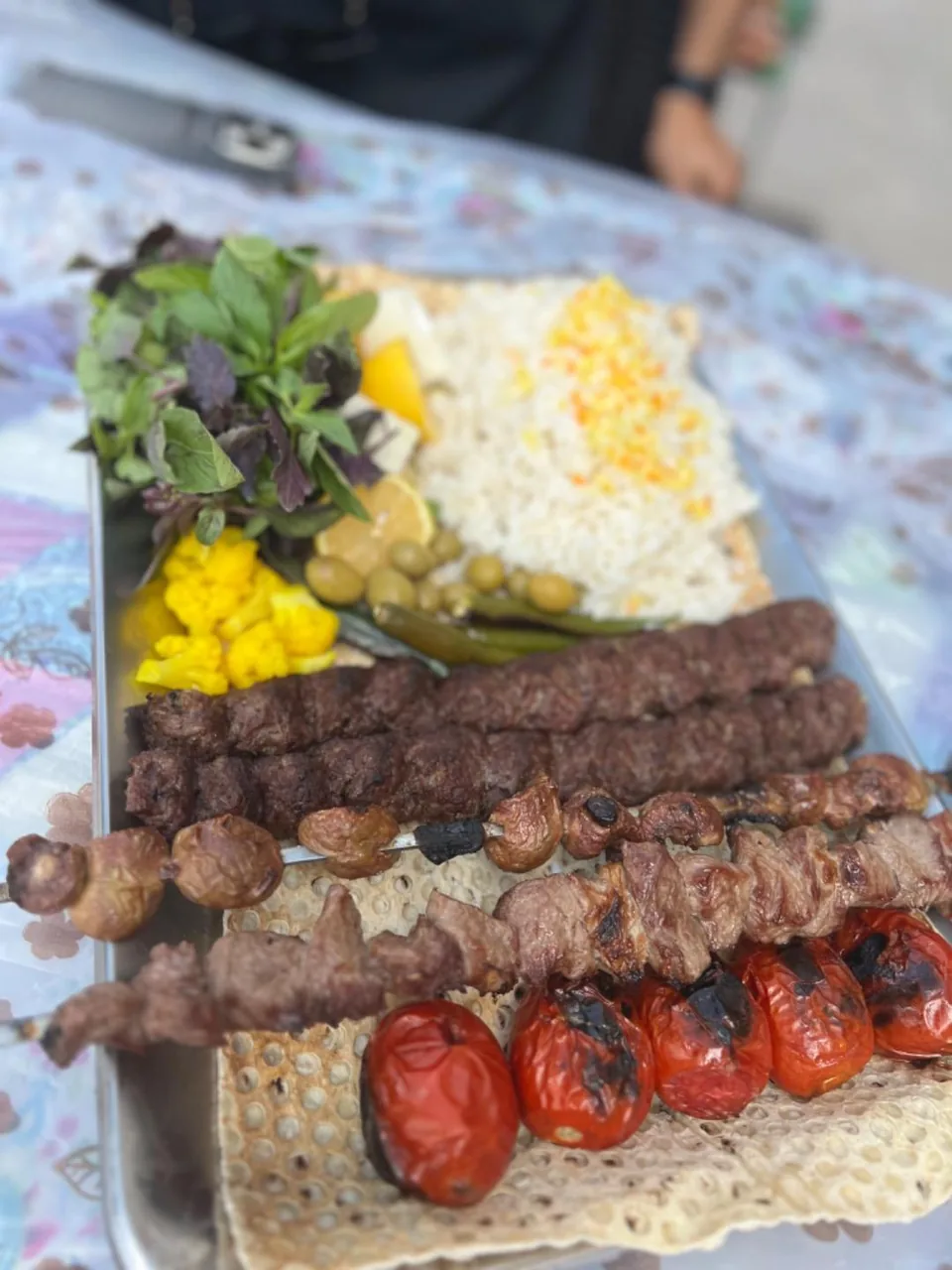 کباب سرای نمونه پنجه طلا - تصویر 5