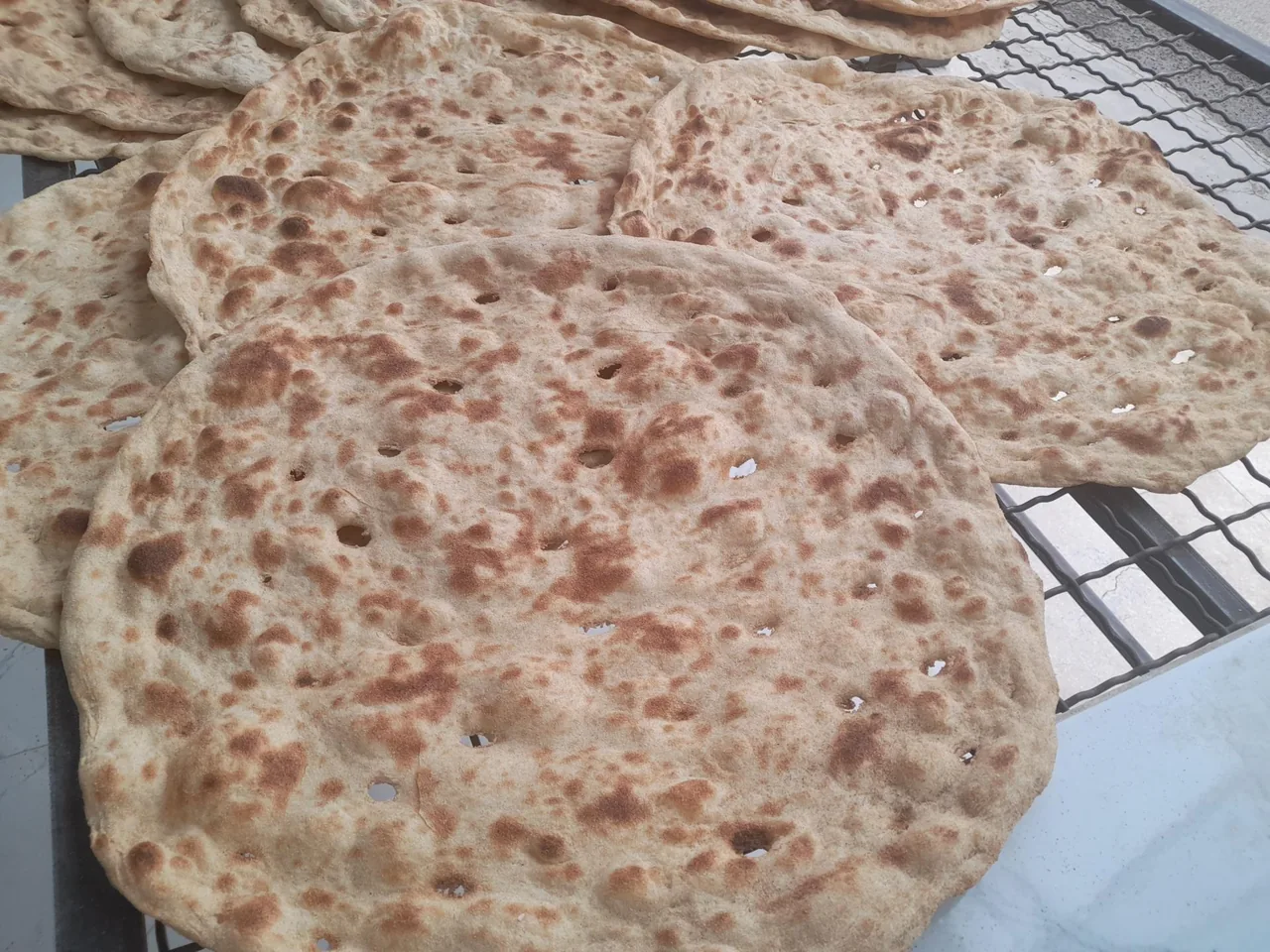 بربری خراسانی و نان سبوس دار شهر نان - تصویر 4
