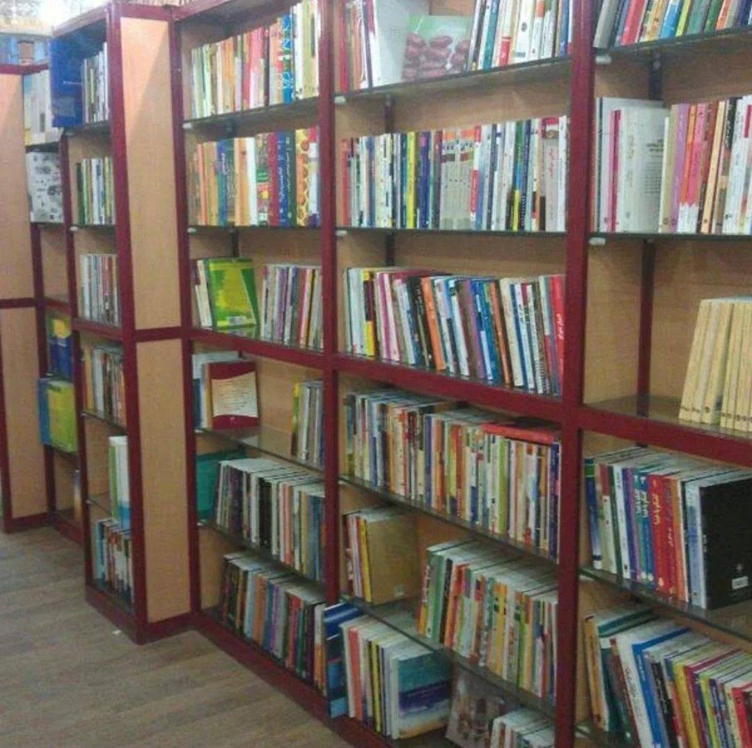 کتابفروشی چشمک - تصویر 2