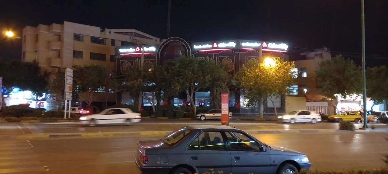 بانک ملت شعبه جابر انصاری - تصویر 4