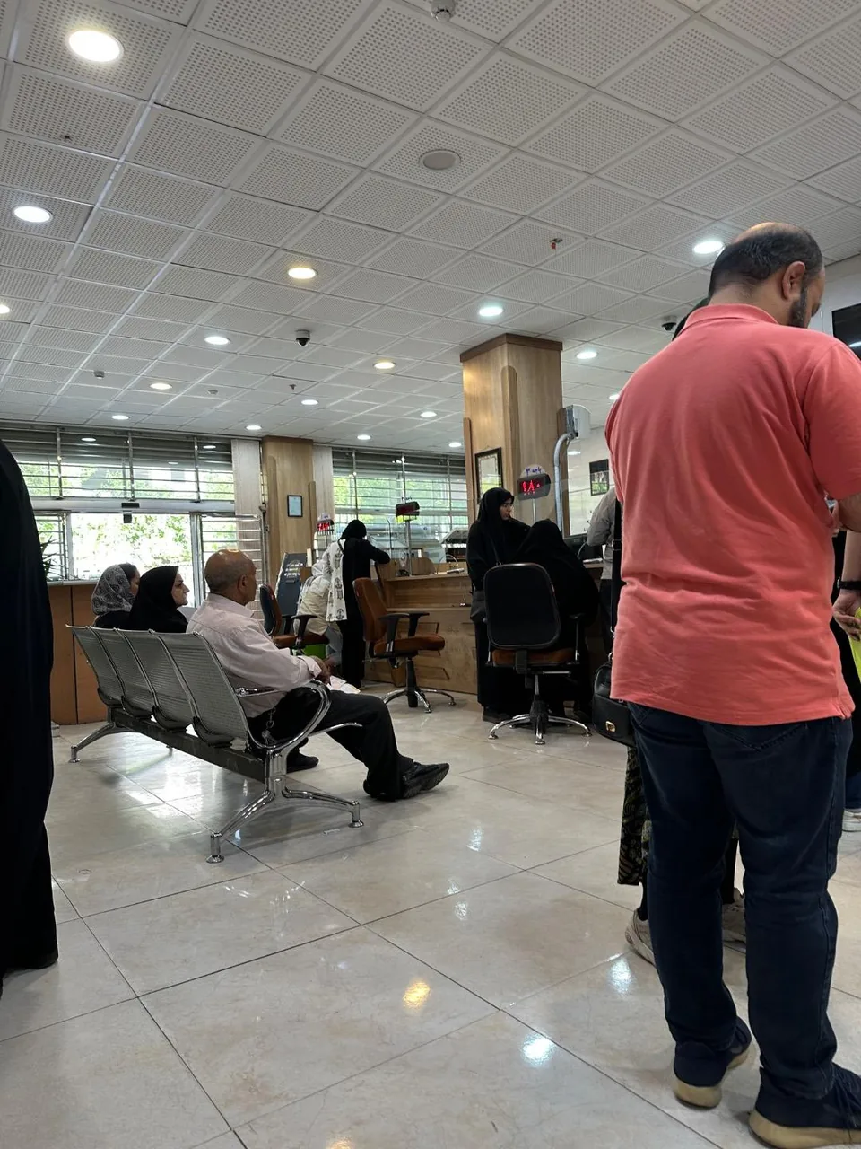 بانک ملی ایران شعبه چهارراه دشتستان کد ۳۰۰۵ - تصویر 4