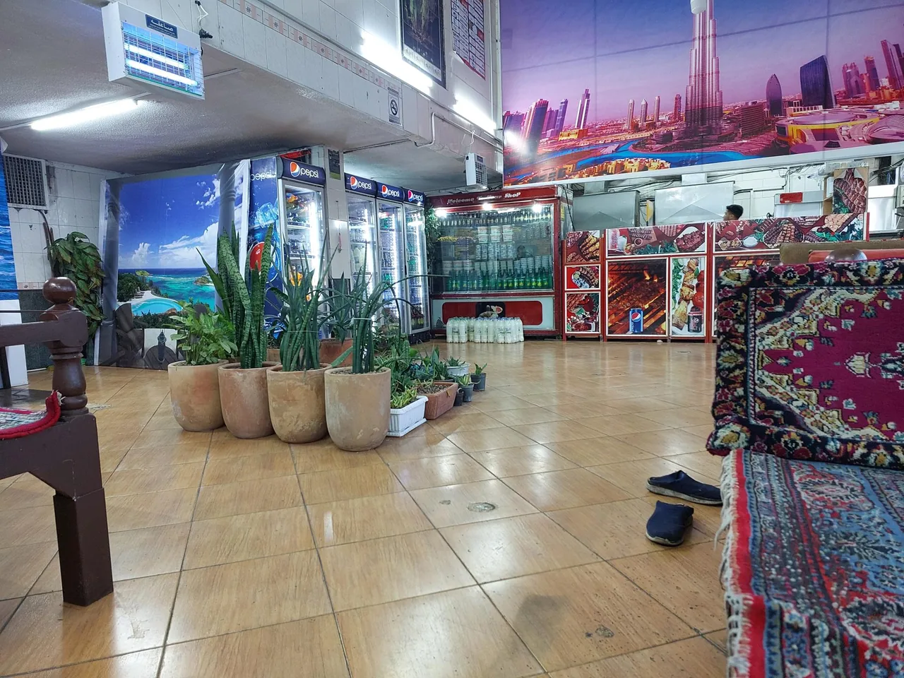 نان داغ کباب داغ کازرونی - تصویر 2