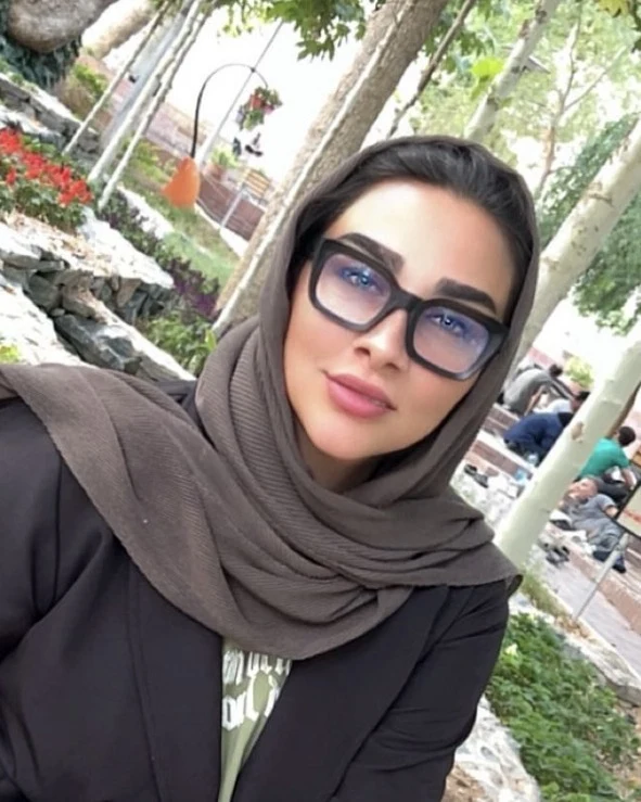 لوگوی سالن زیبایی پریا قدس