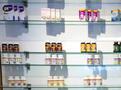 داروخانه دکتر وجداندوست - داروخانه در تبریز