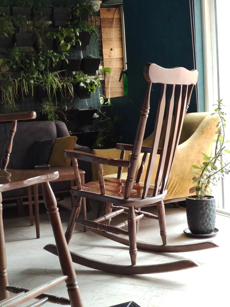 Coffee House - تصویر 3