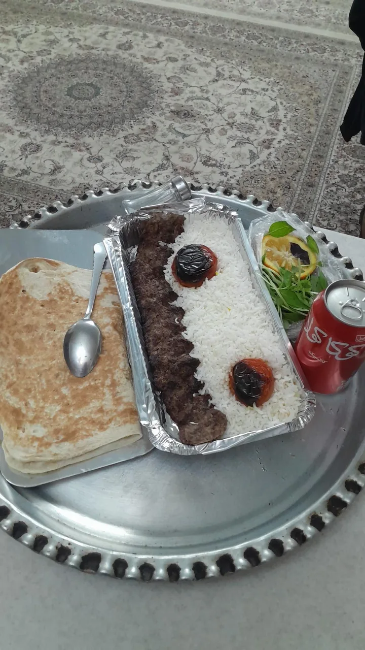 کباب سرای ساطوری بناب دنیز - تصویر 2