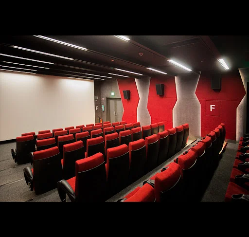 پردیس سینمایی لاله پارک - سینما در تبریز