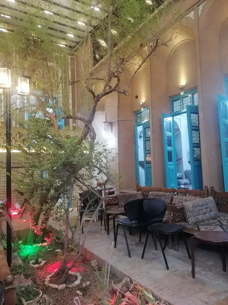کافه دژ کهن - تصویر 5