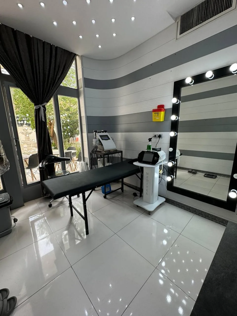 کلینیک زیبایی ایرانا