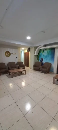 کلینیک تخصصی پوست و لیزر ولیعصر - تصویر 2