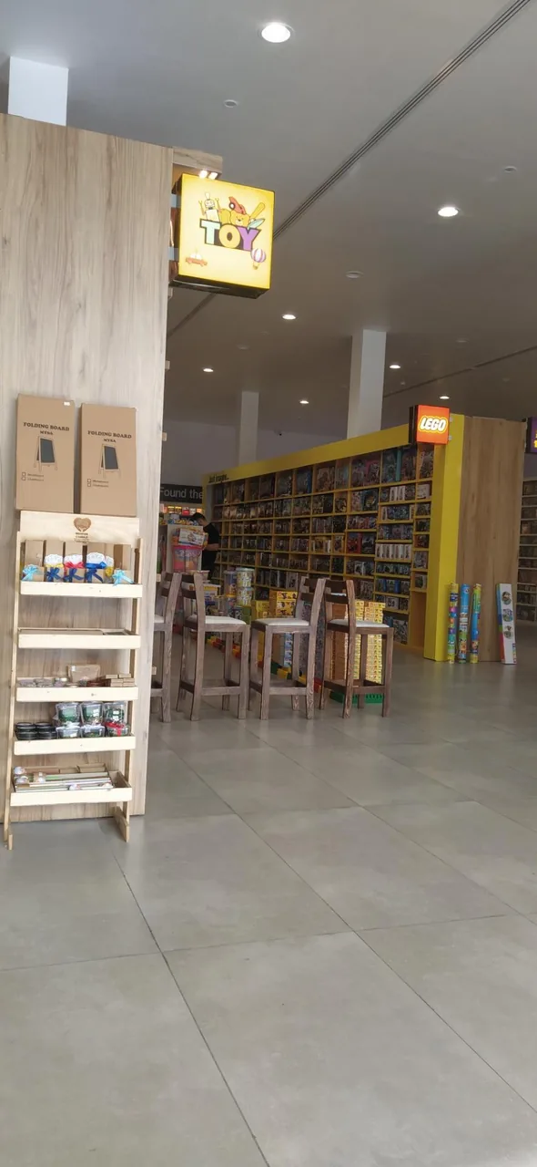 فروشگاه بزرگ کتاب و بازی ذهن برتر - تصویر 3