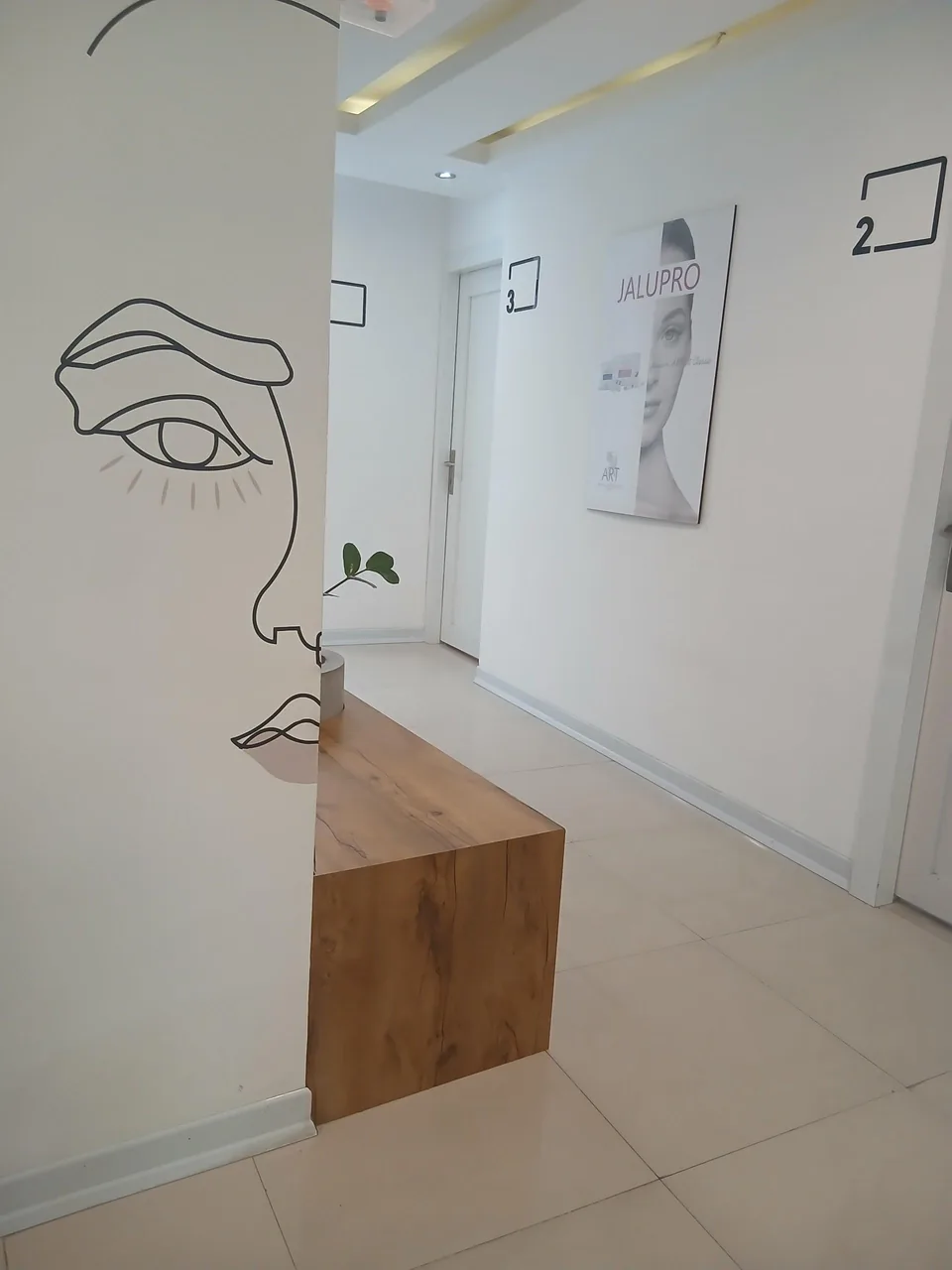 کلینیک پوست و زیبایی ریحان