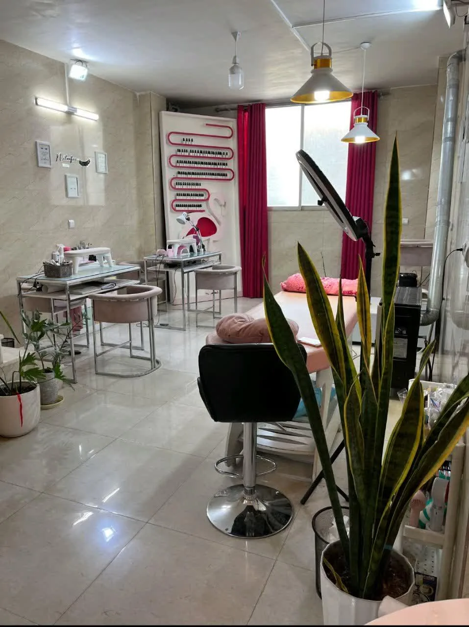 خانه ناخن و مژه آزاده براتی - تصویر 3