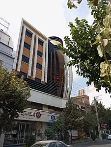 سالن زیبایی منتا