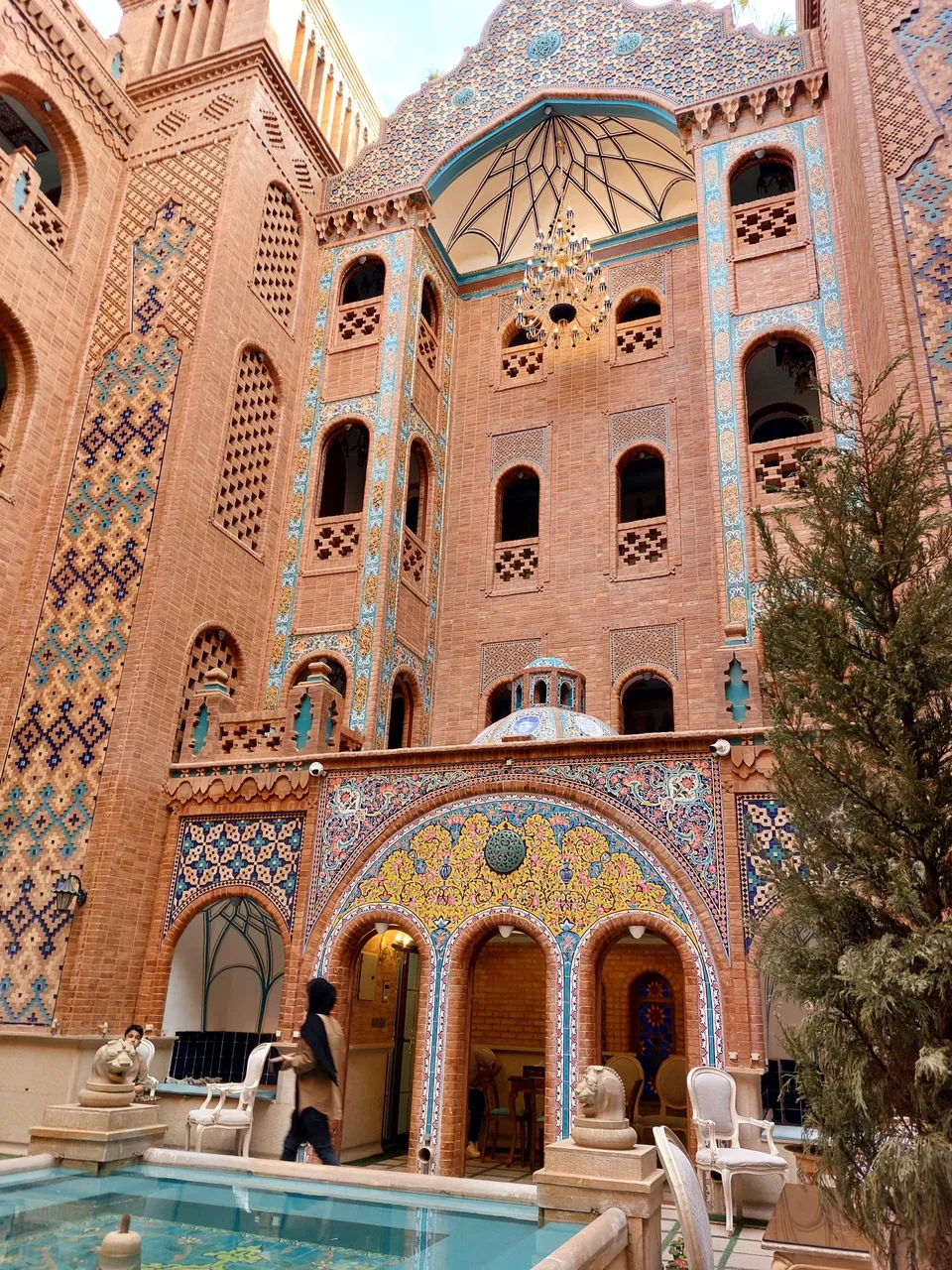 شربت خانه و کافه یوتاب - تصویر 2