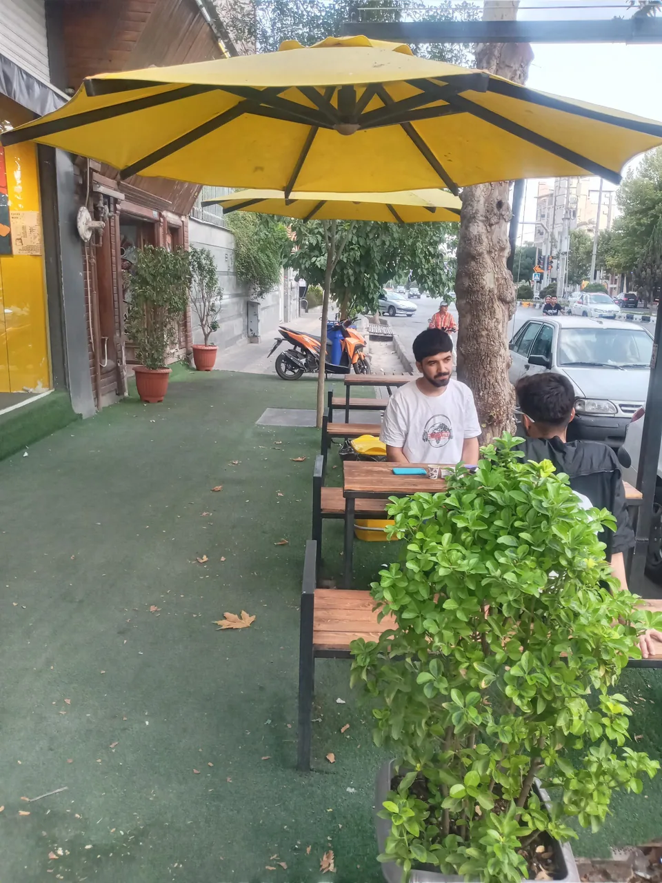کافه و فروشگاه ملزومات قهوه باروژ - تصویر 4