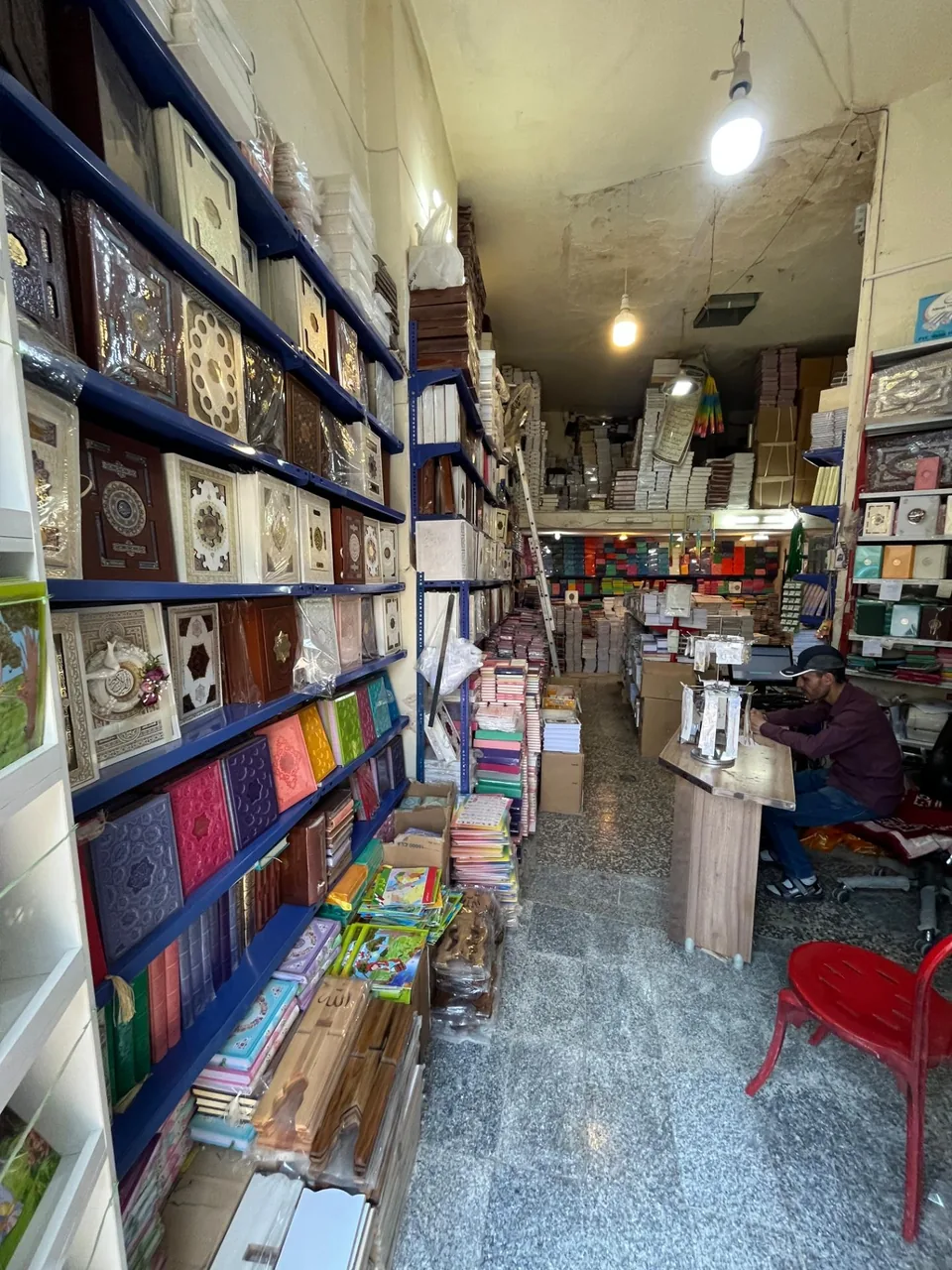 قرآن و کتابفروشی مهدی - تصویر 2