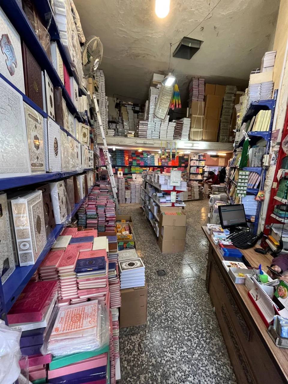 قرآن و کتابفروشی مهدی - تصویر 4