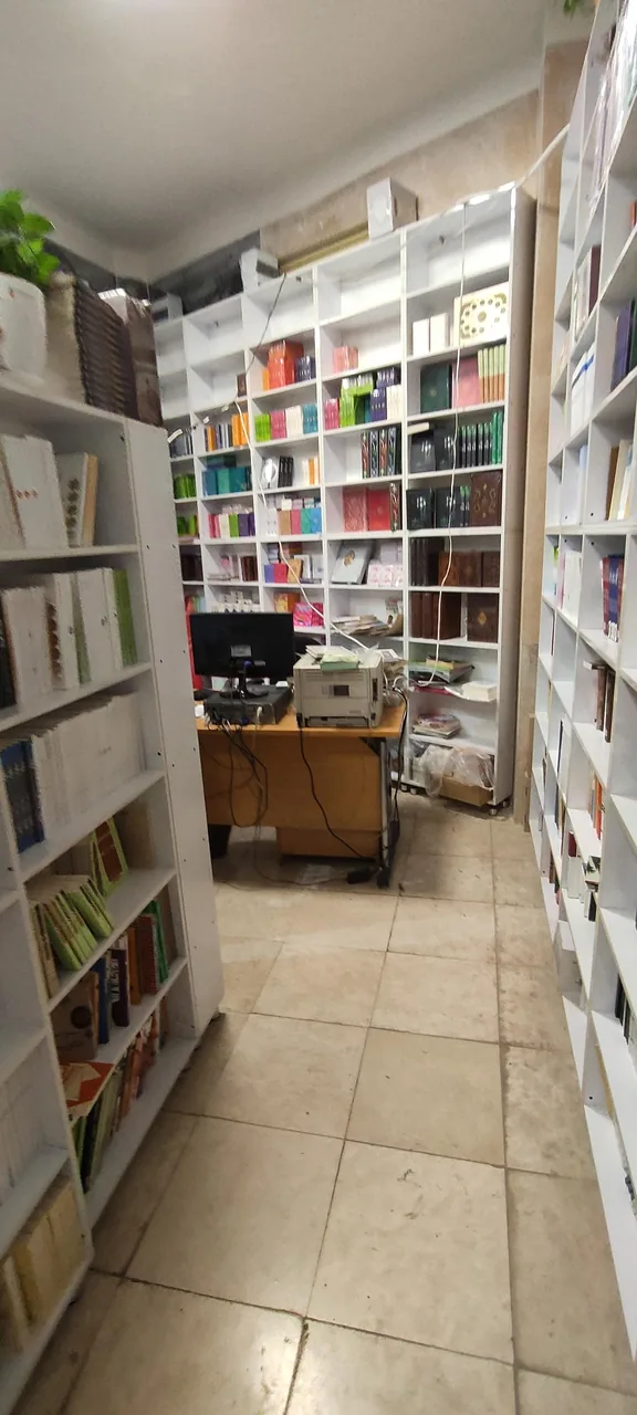 کافه کتاب آدینه - تصویر 4