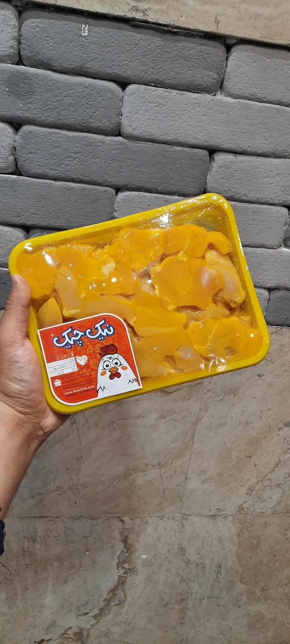 مرغ و ماهی نیک چیک - تصویر 4