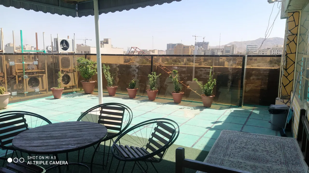 مهمانسرای خانه کارگر - تصویر 2