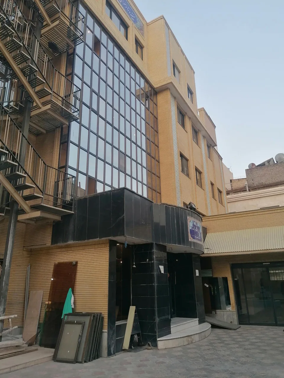 حسینیه و زائرسرای سید الشهداء (ع) - تصویر 4