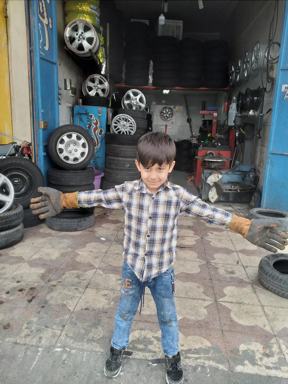 خدمات رینگ و لاستیک ماهان - تصویر 3