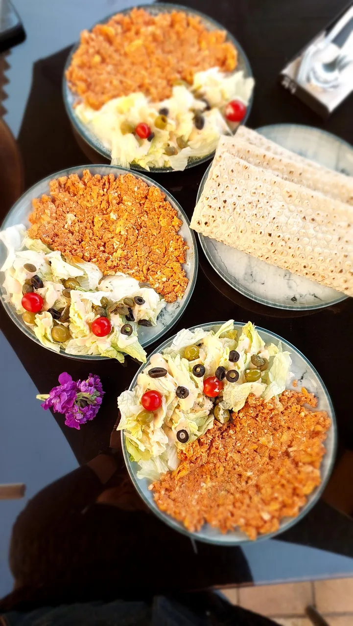 کافه ایرونی - تصویر 4