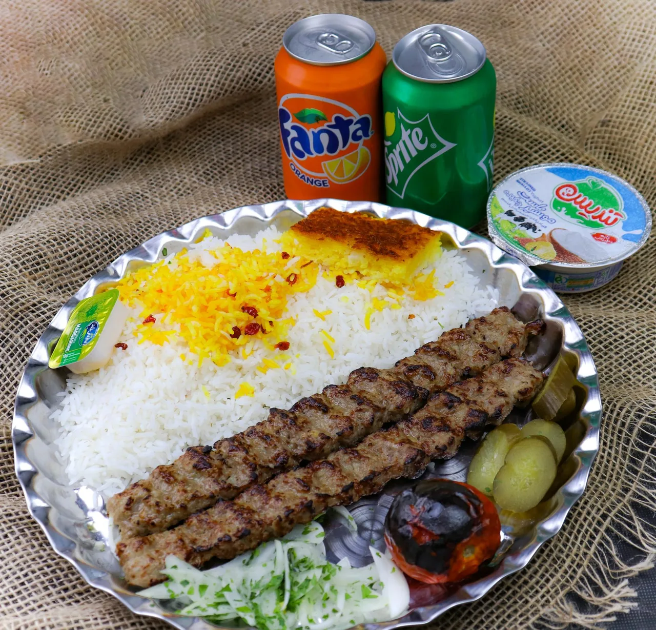 کترینگ و غذای آماده فاخر - تصویر 3