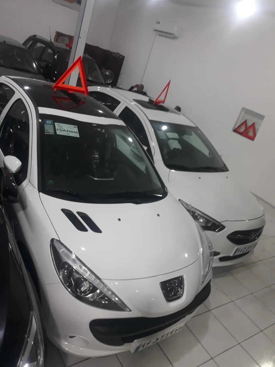 نمایشگاه اتومبیل علی پناه - تصویر 2
