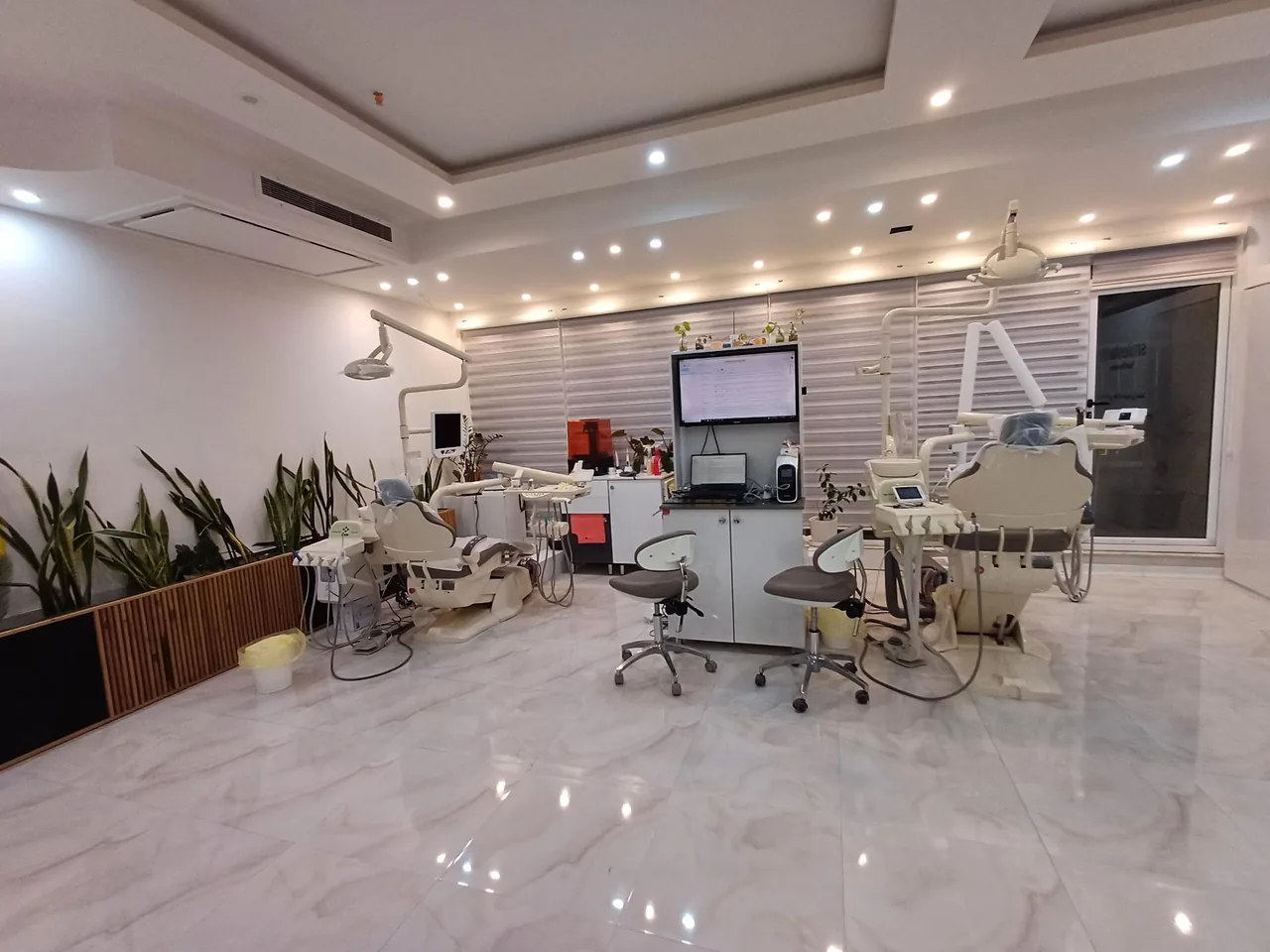 مطب دکتر مهدی عبداللهی - دندانپزشک در یزد - تصویر 4