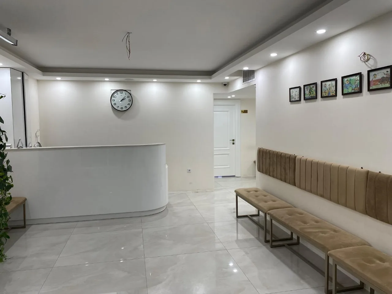 دکتر صادق منش متخصص گوش و حلق و بینی