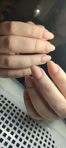 کاشت ناخن تبریز نگین