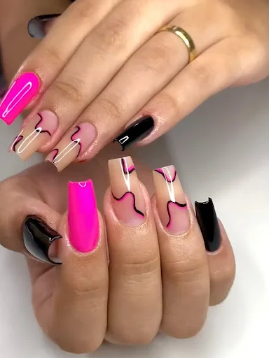 سالن زیبایی پرنیا "آموزش ناخن بهار