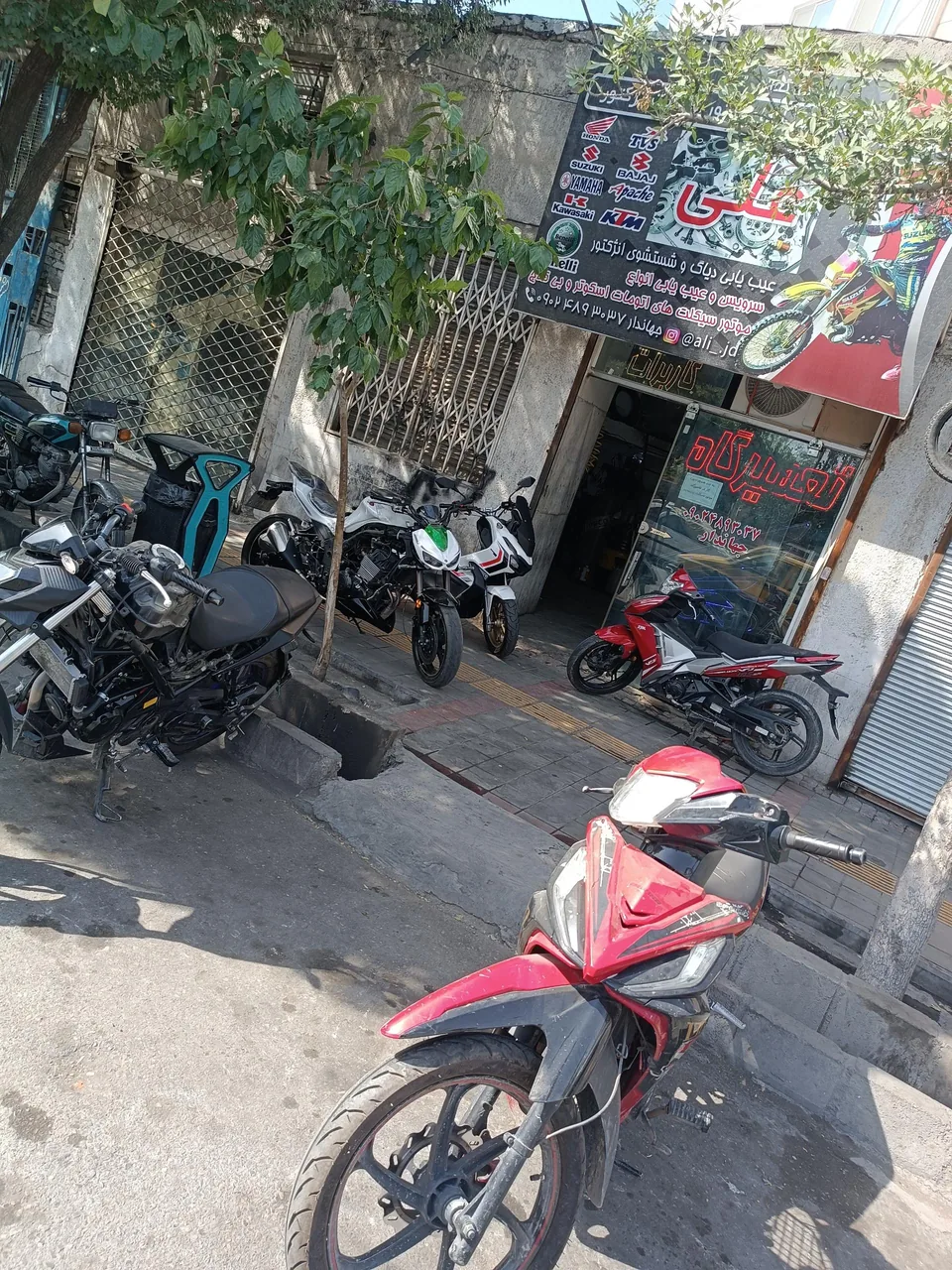 تعمیرگاه موتور سیکلت علی - تصویر 4