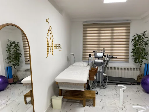 کلینیک لاغری و زیبایی هِرا