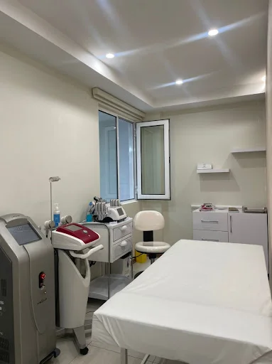 کلینیک زیبایی و لاغری اطلس