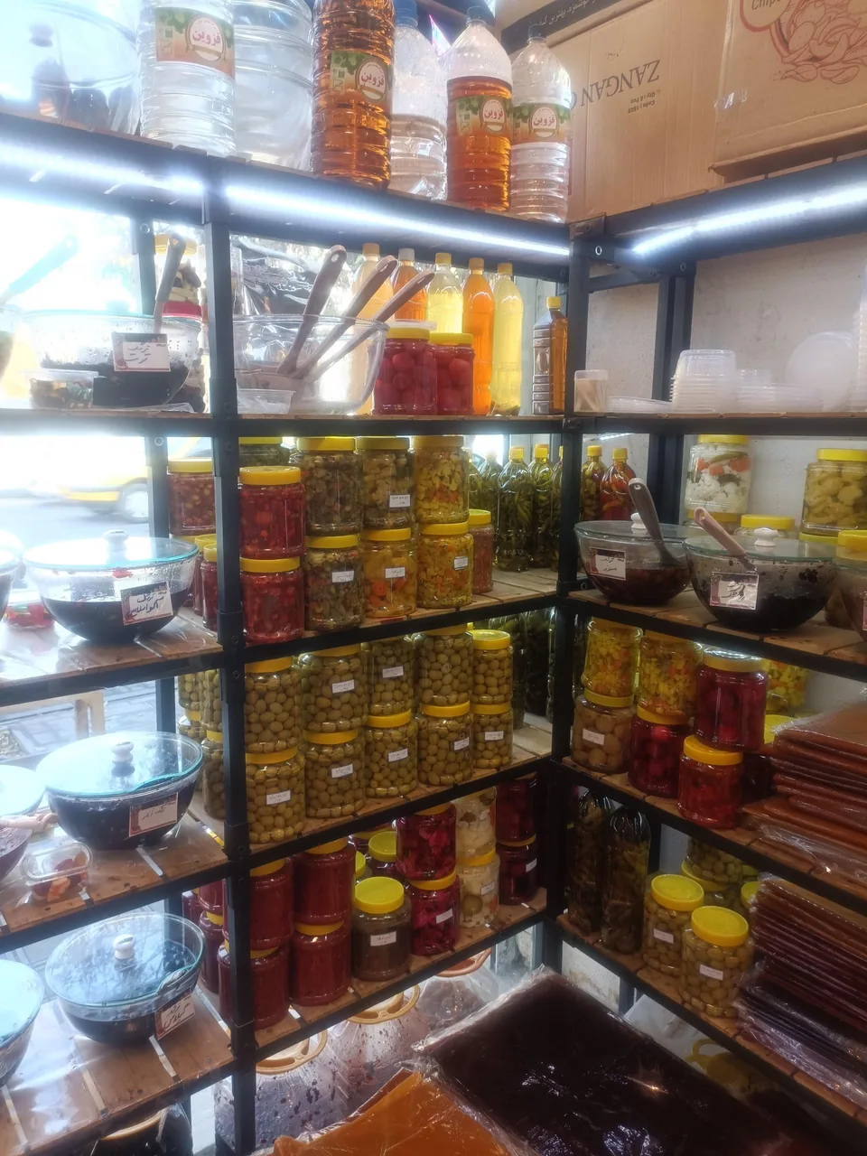فروشگاه ترش و شیرین - تصویر 2