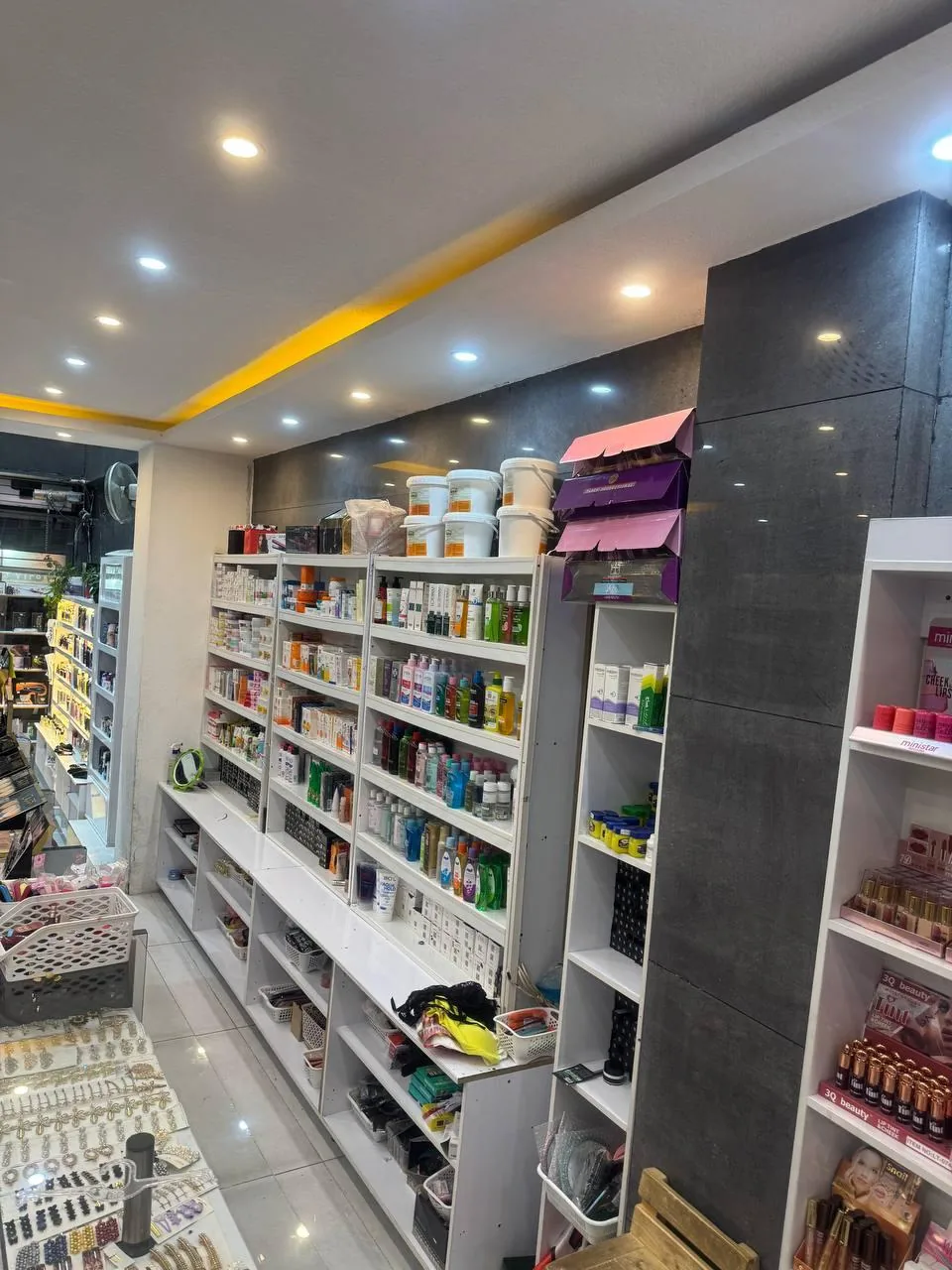 آرایشی بهداشتی سرمه - تصویر 2