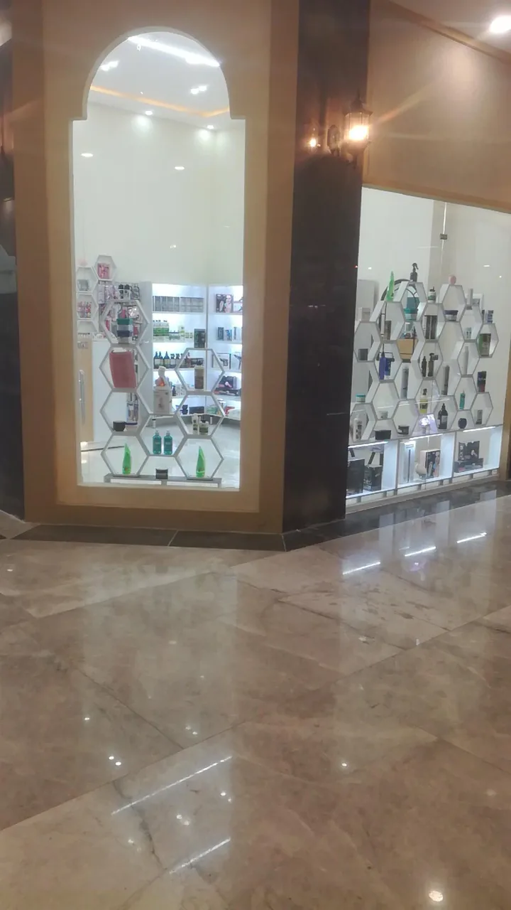 فروشگاه آرایشی بهداشتی برقی رویال - تصویر 5