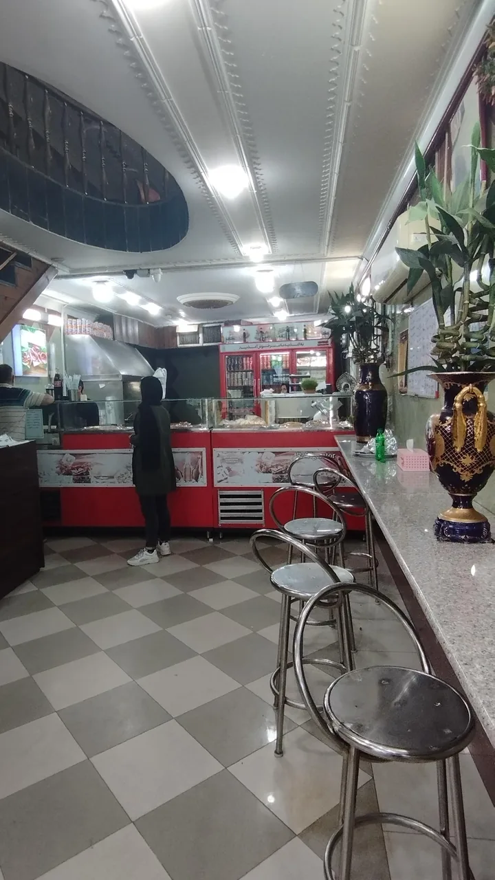 ساندویچ ناصر - تصویر 5