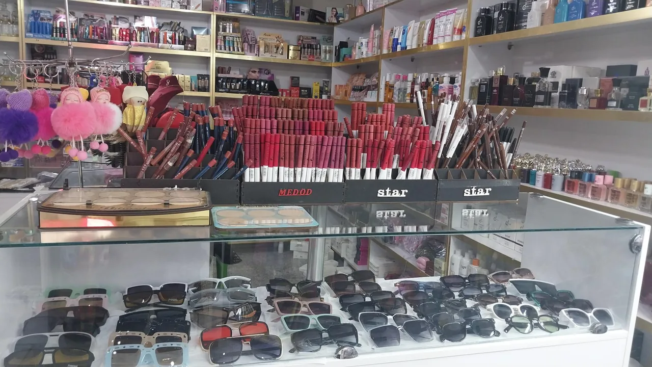 آرایشی بهداشتی ملورین - تصویر 2