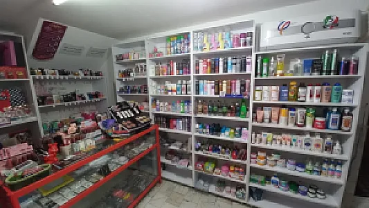 آرایشی بهداشتی ماتیک سرخابی