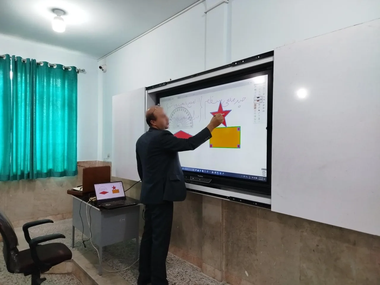 دبیرستان رزمندگان اسلام - مدرسه در یزد - تصویر 5
