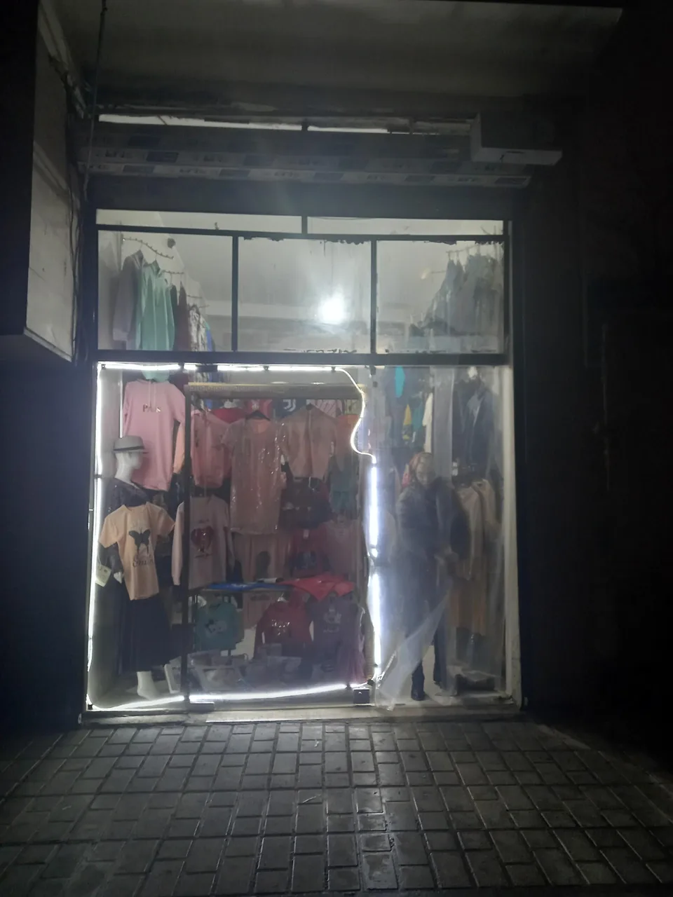 پوشاک ژورک - تصویر 2
