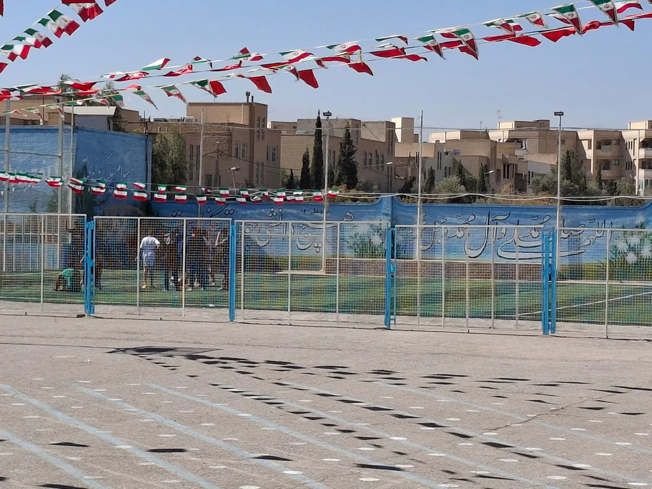 دبیرستان پسرانه بنی فاطمه (دوره اول) - مدرسه در یزد