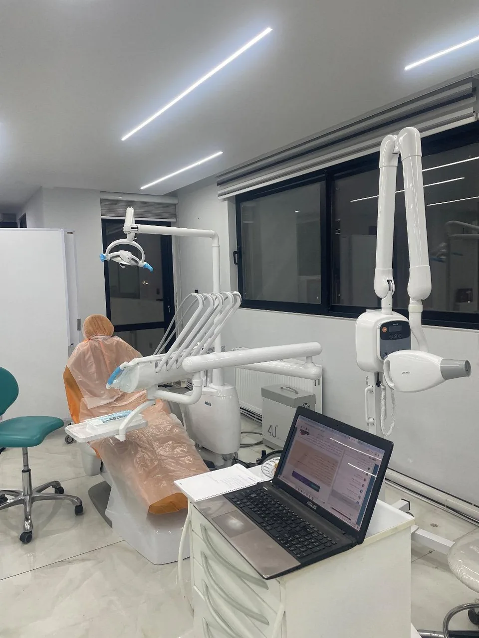 مطب دندانپزشکی دکتر ذکاوت - تصویر 2